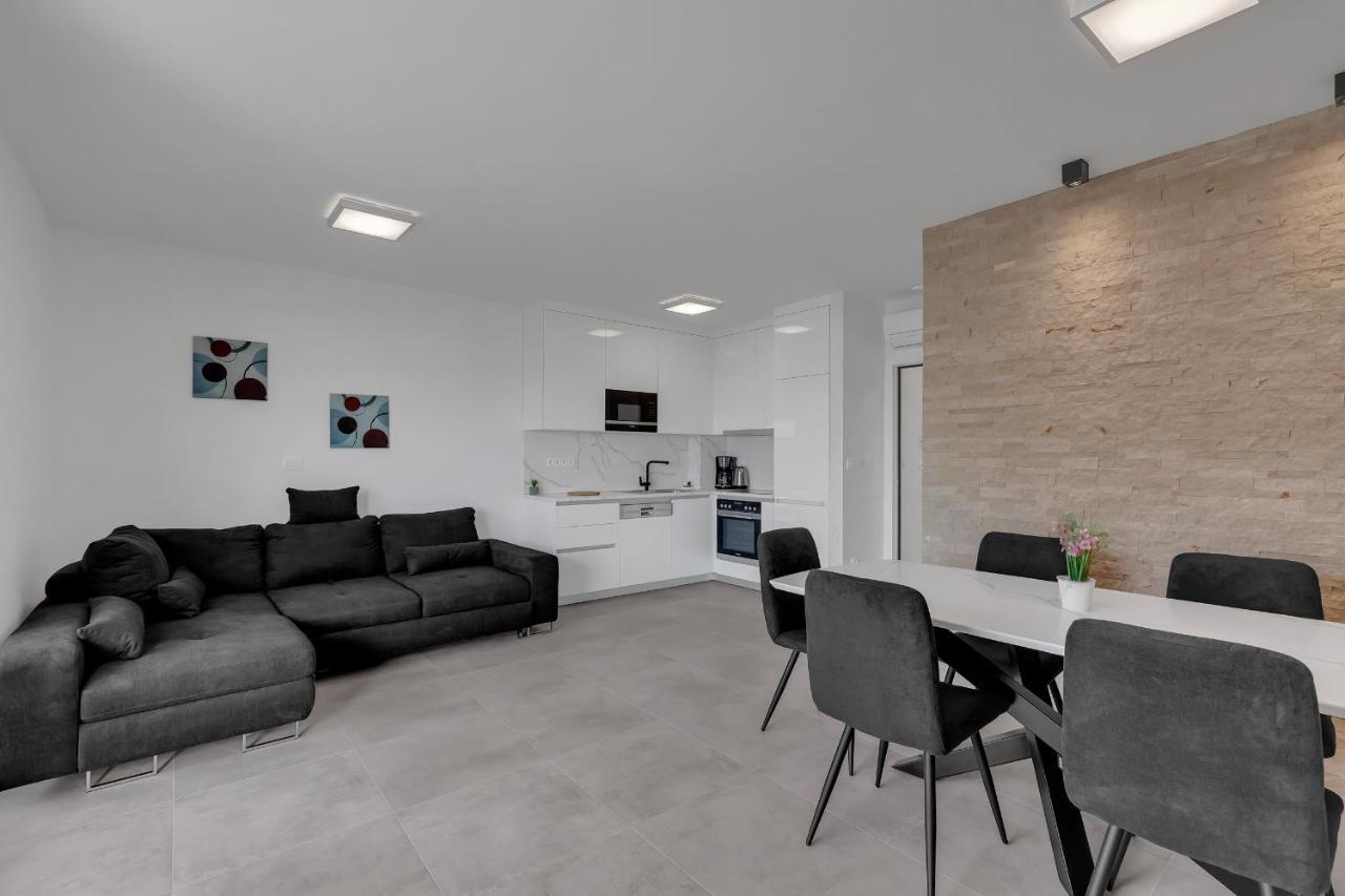 Luxury Apartment Adriasun Free Beach Parking Makarska Exterior foto